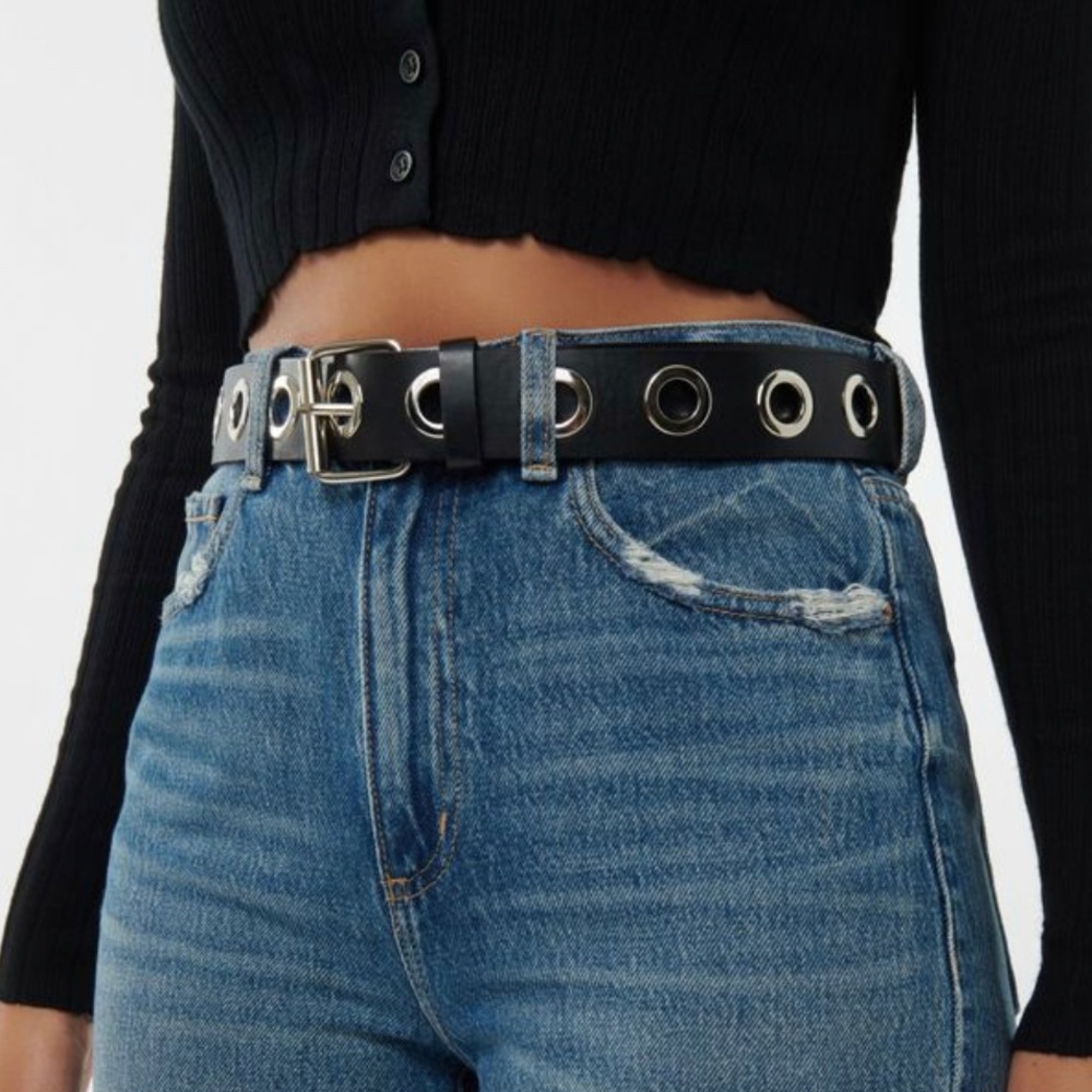 Garage Black Circle Belt